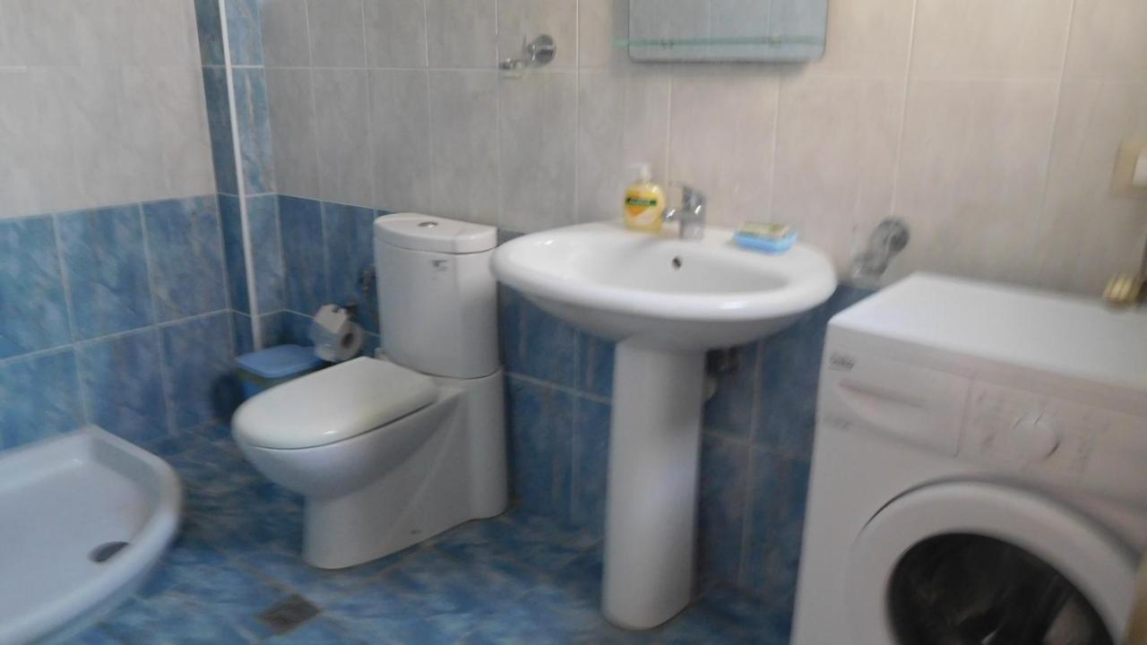 Apartment Urania_1 Sarandë Esterno foto